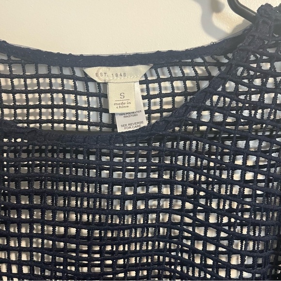 EST 1946 Navy blue Lace Mesh Top. Women’s size small - Picture 5 of 6